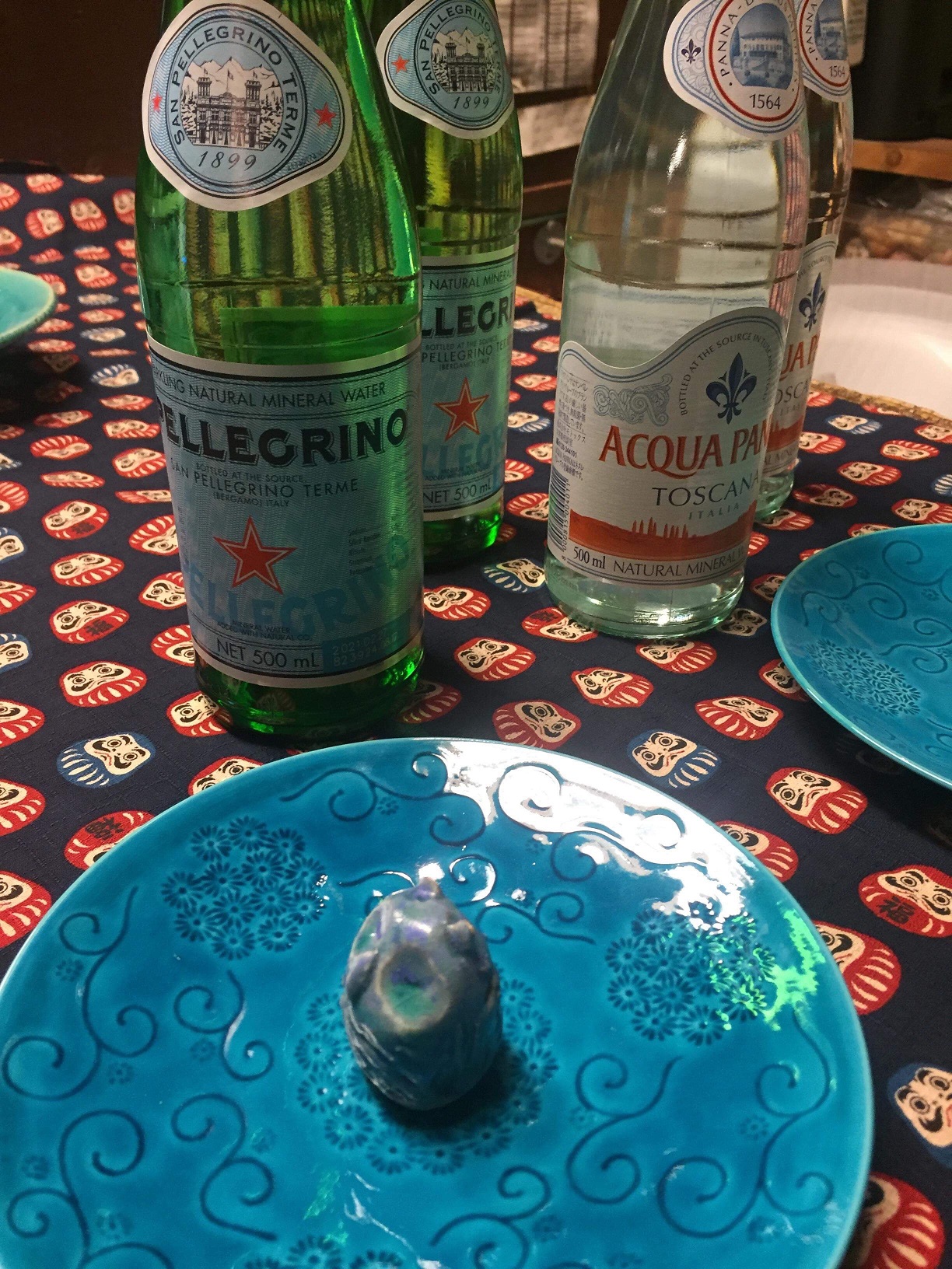 今春より京都嵐山「小陶苑」の陶芸家「長谷川 章一氏」によるお皿を